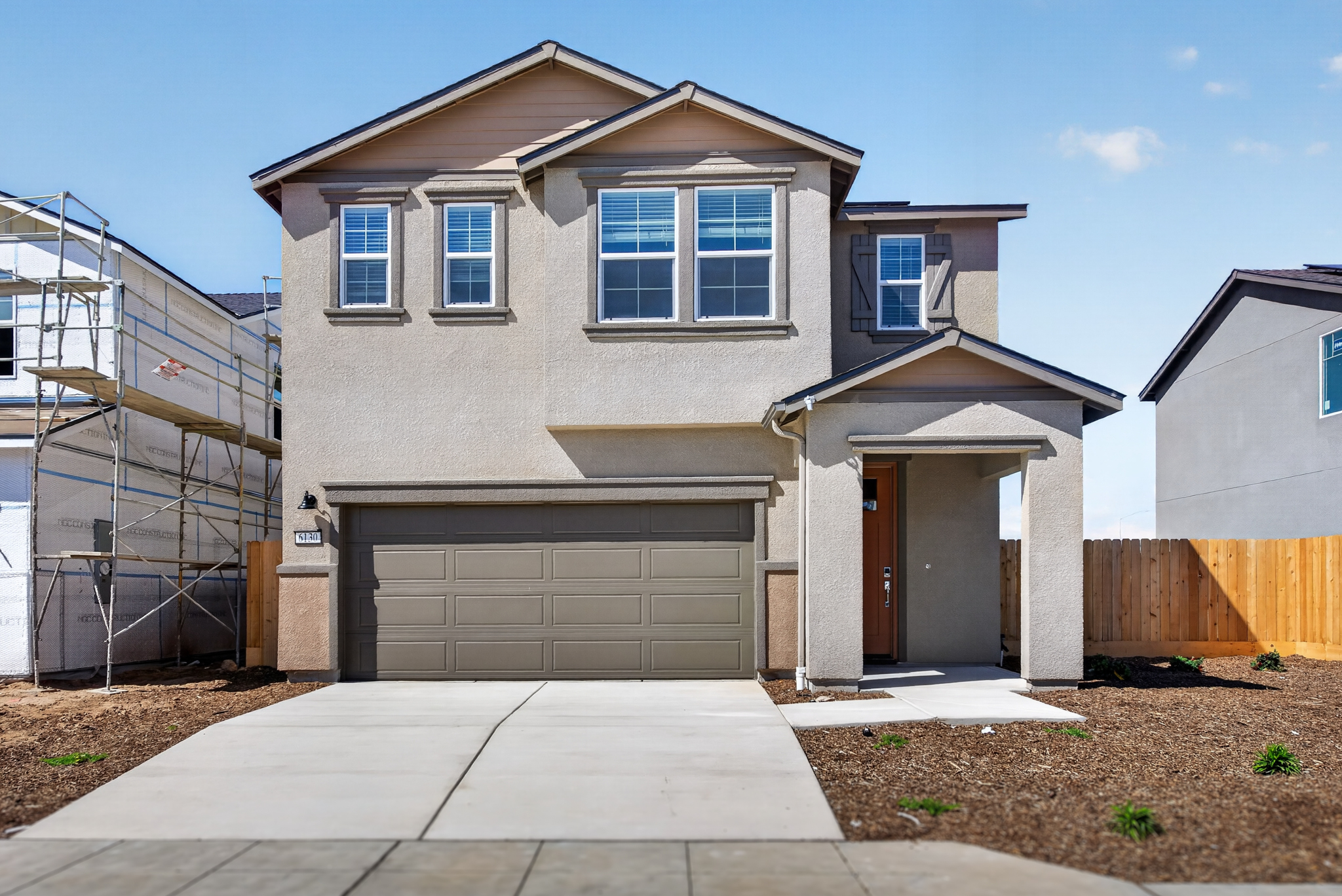 0044 6130 W Flint Way