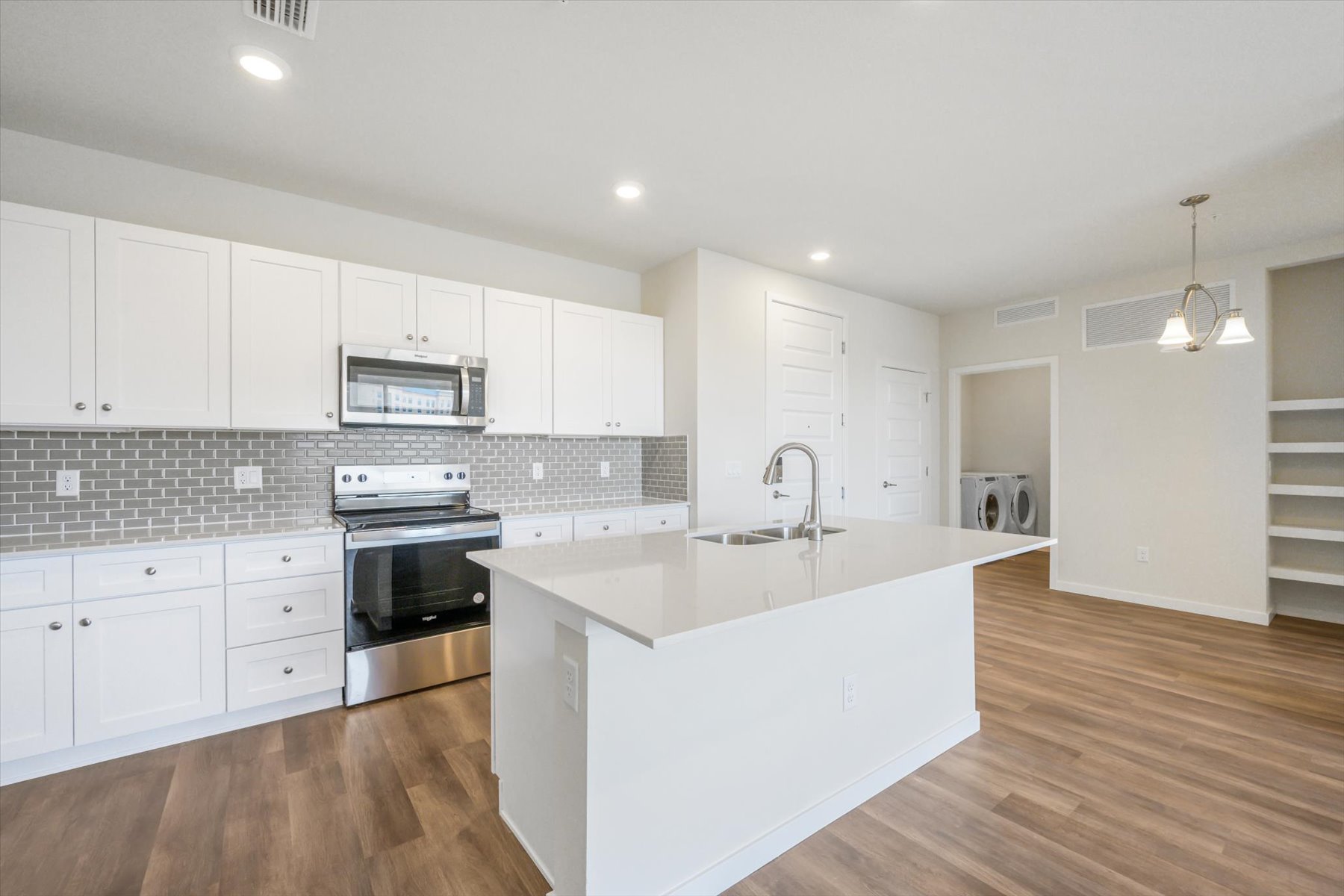 3203 483 Interlocken Blvd., #203