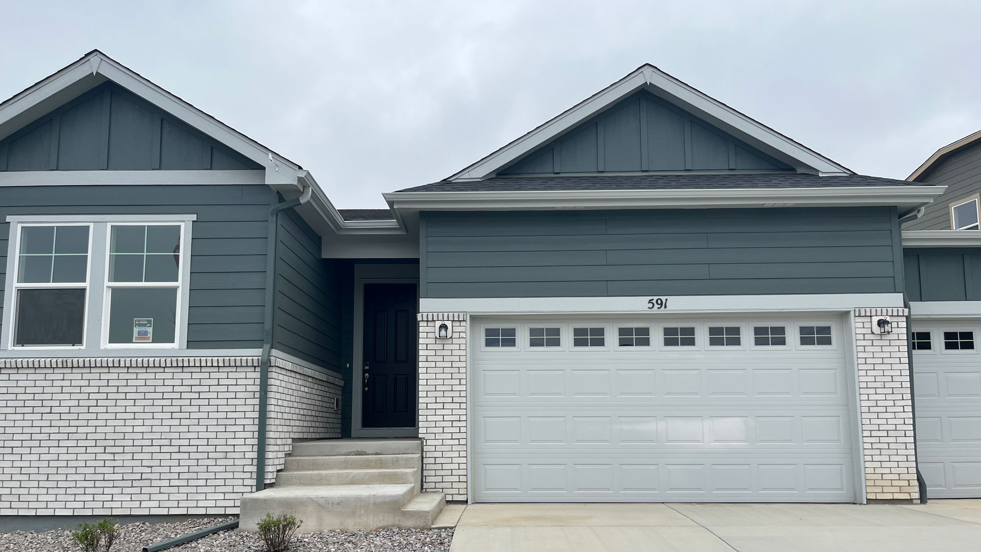 A house with garages and a garage.