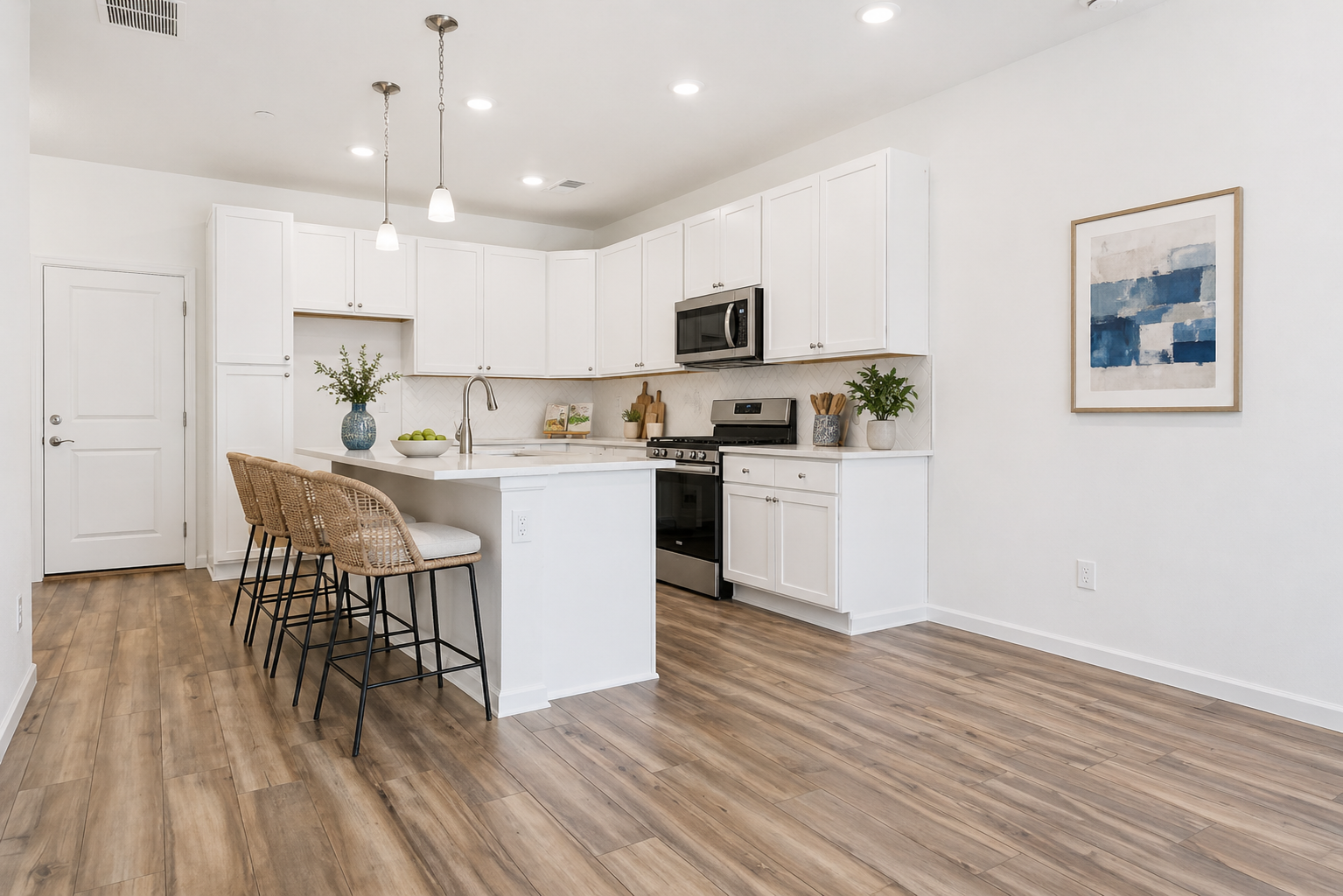 0155A 520 Luton Drive