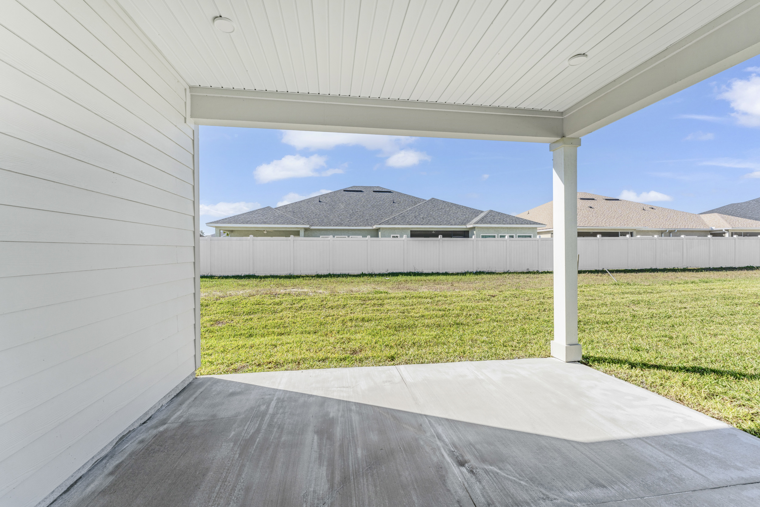 Lot 23 Covered Patio at Camden Woods in Kingsland