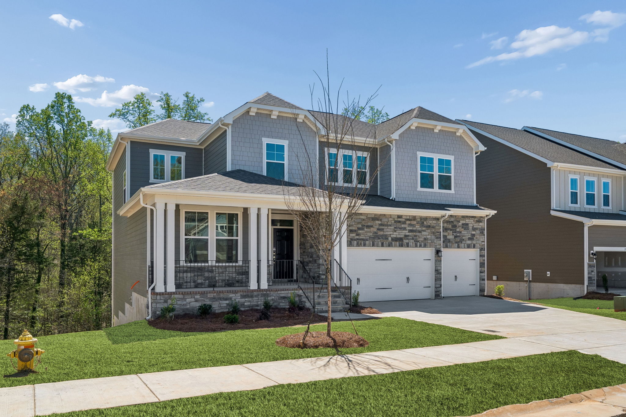 0013 204 E Warfield Dr