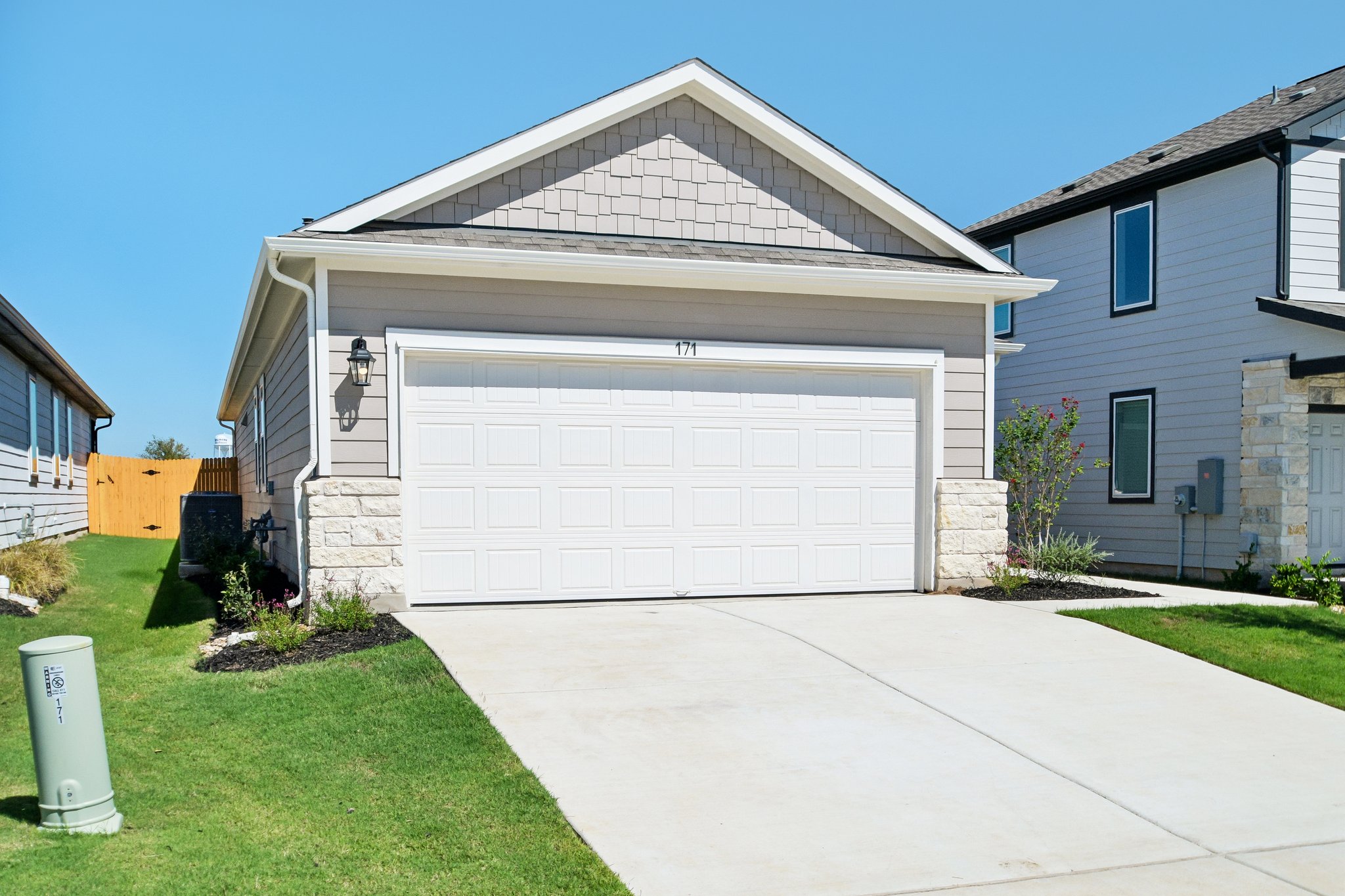 A garage in a neighborhood.
