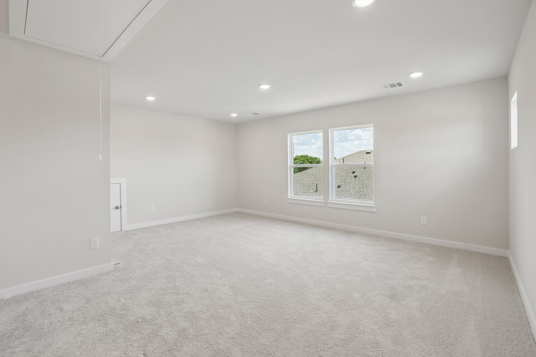 A large empty room.