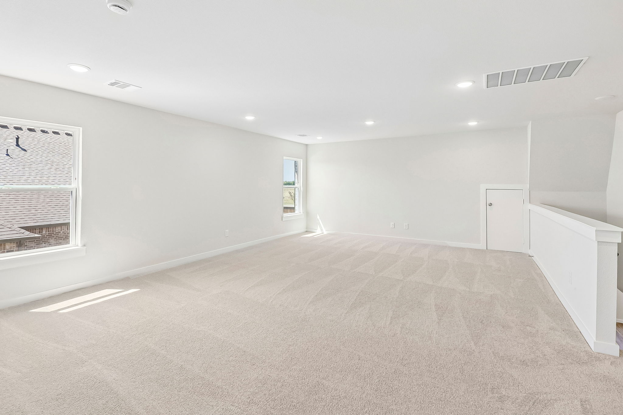A large empty room.