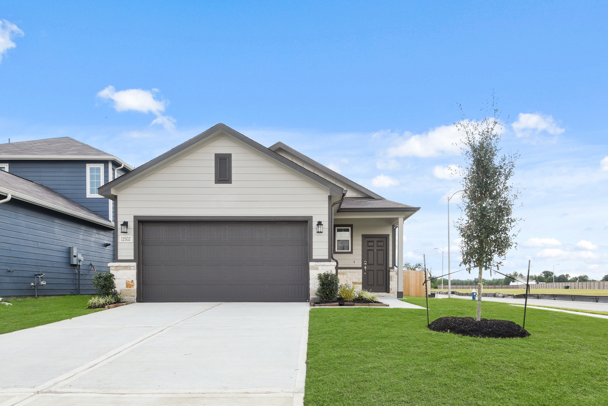 010501 11502 Prosperity Dr