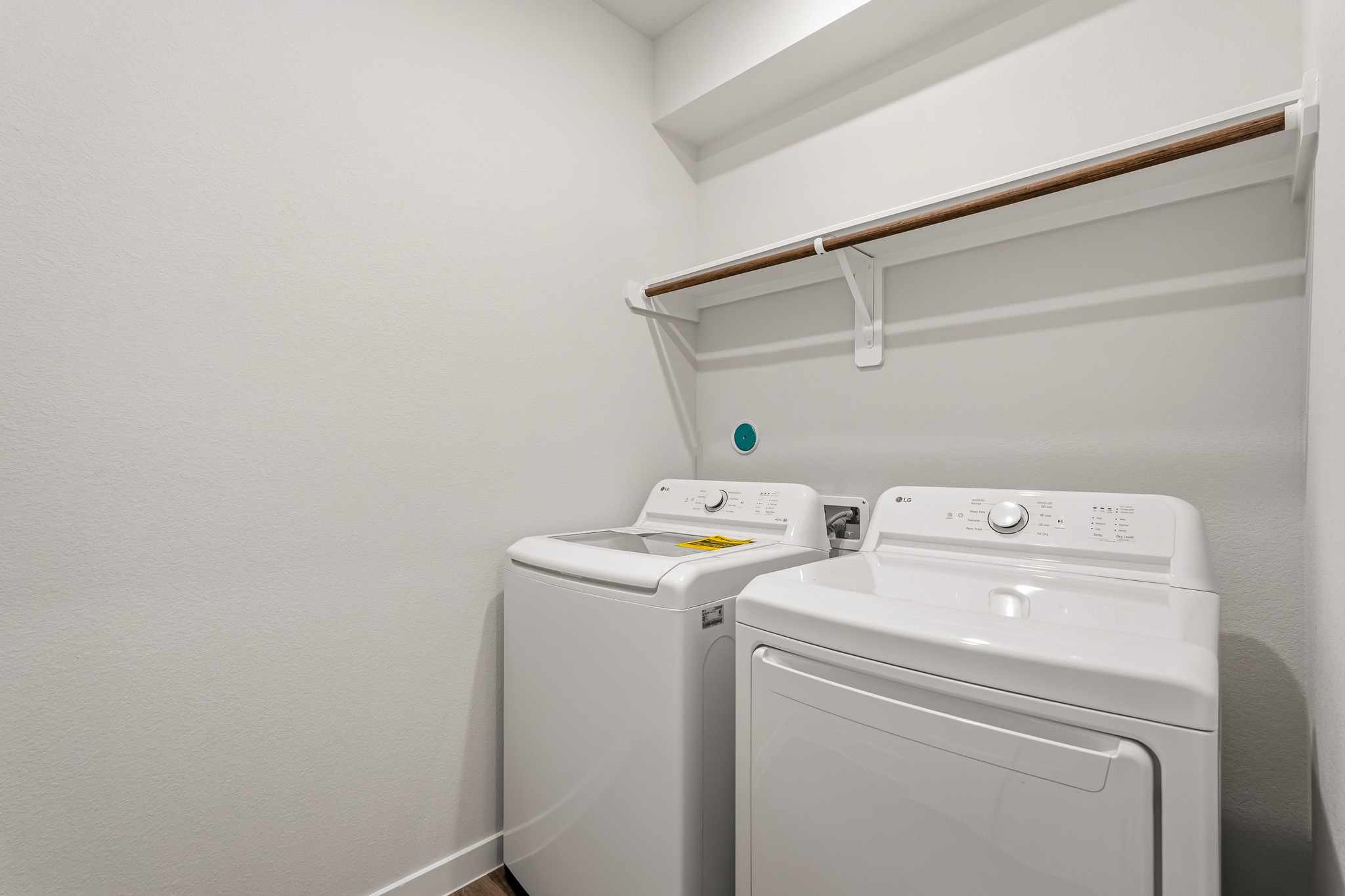 A white washing machine.