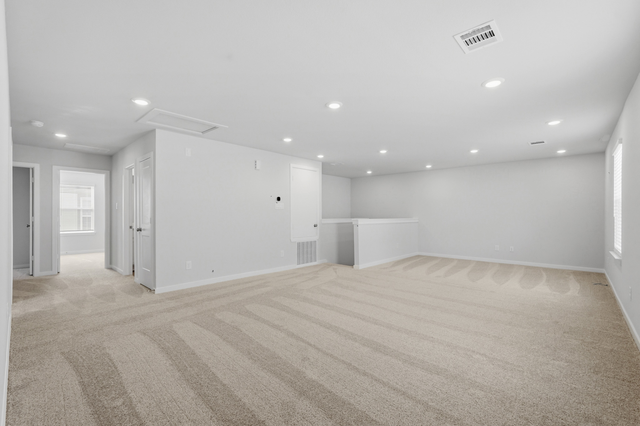 A large empty room.