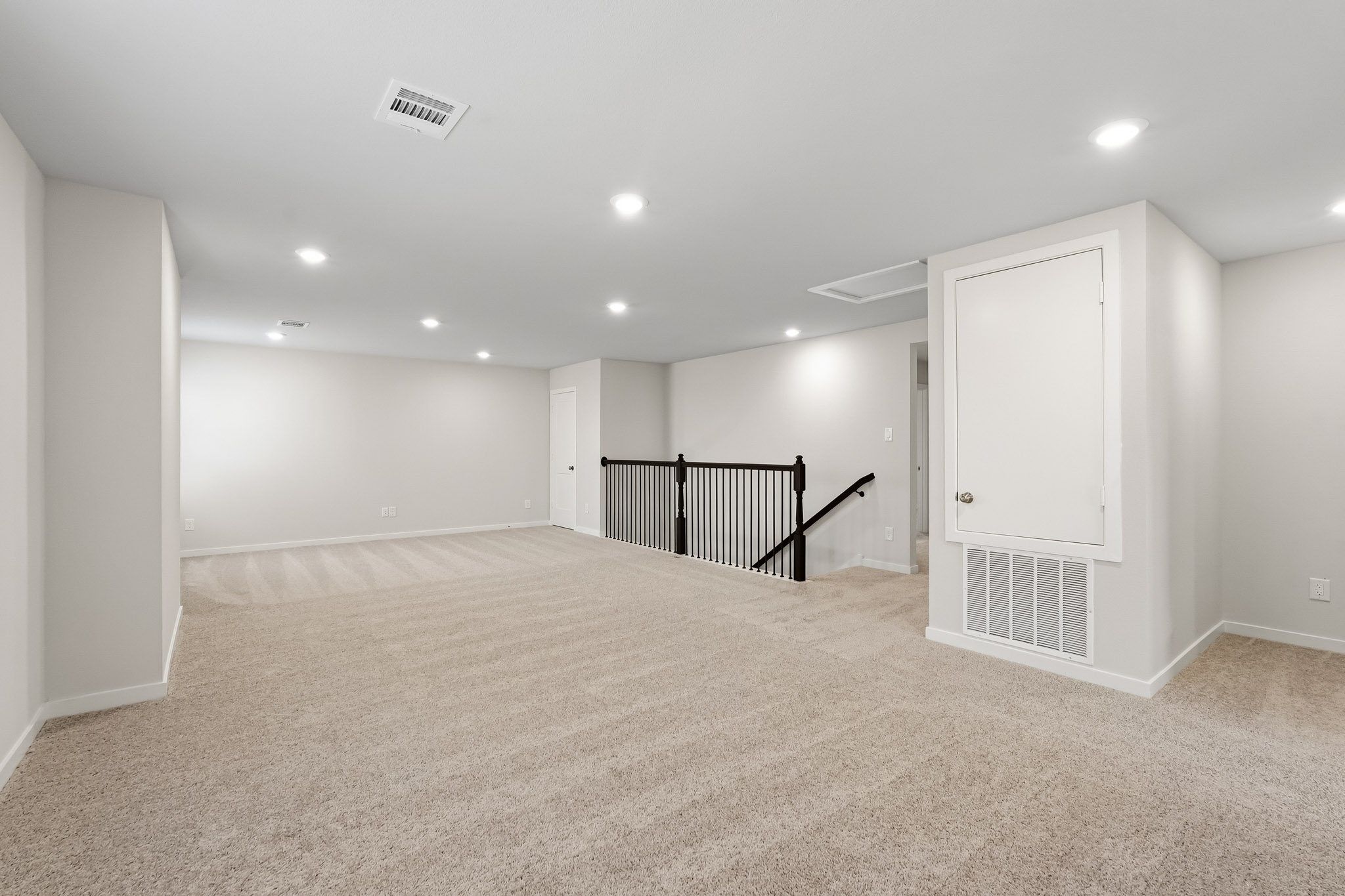 A large empty room.