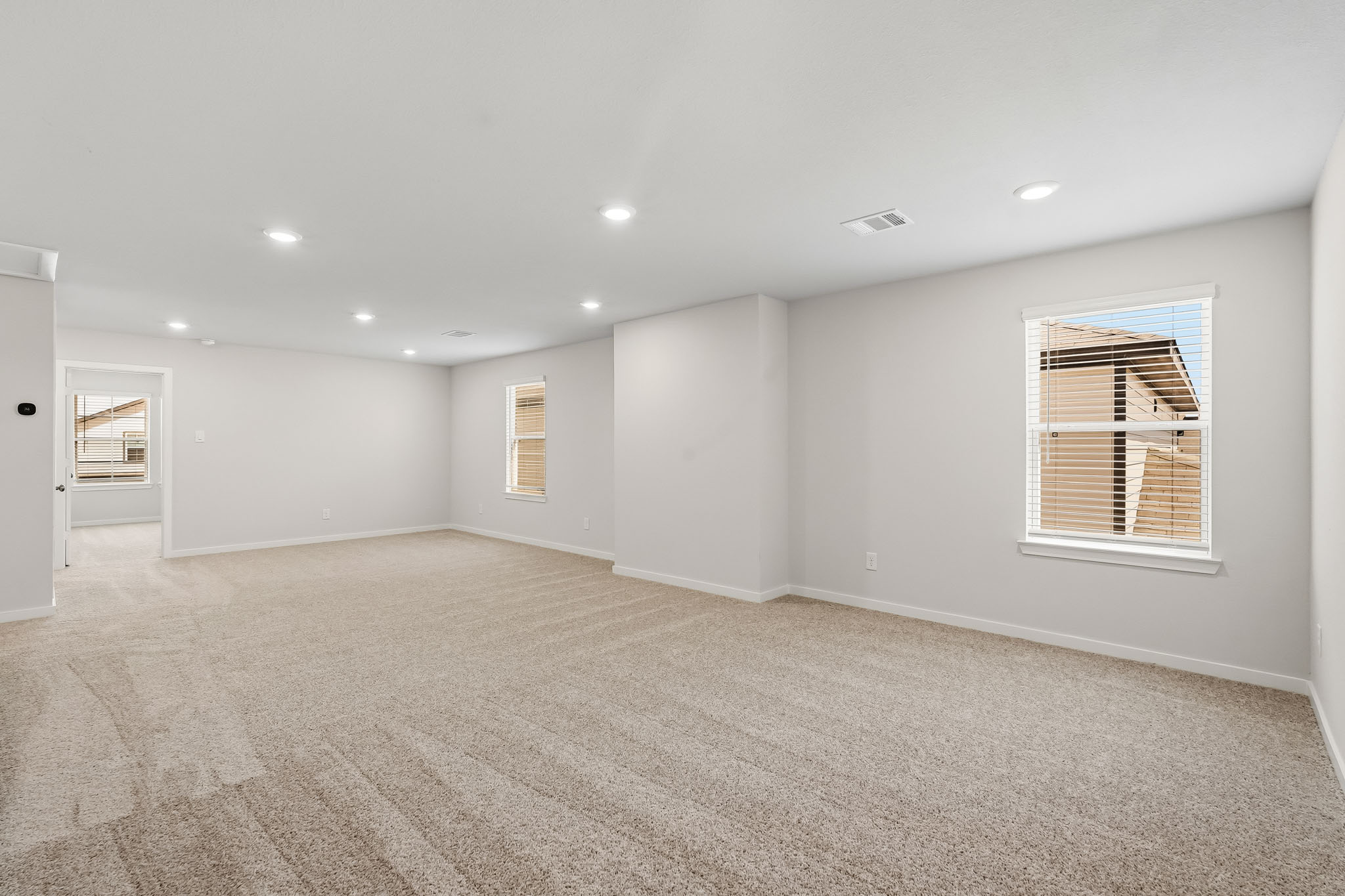 A large empty room.