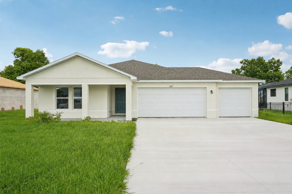 31612 16057 Minorca Dr