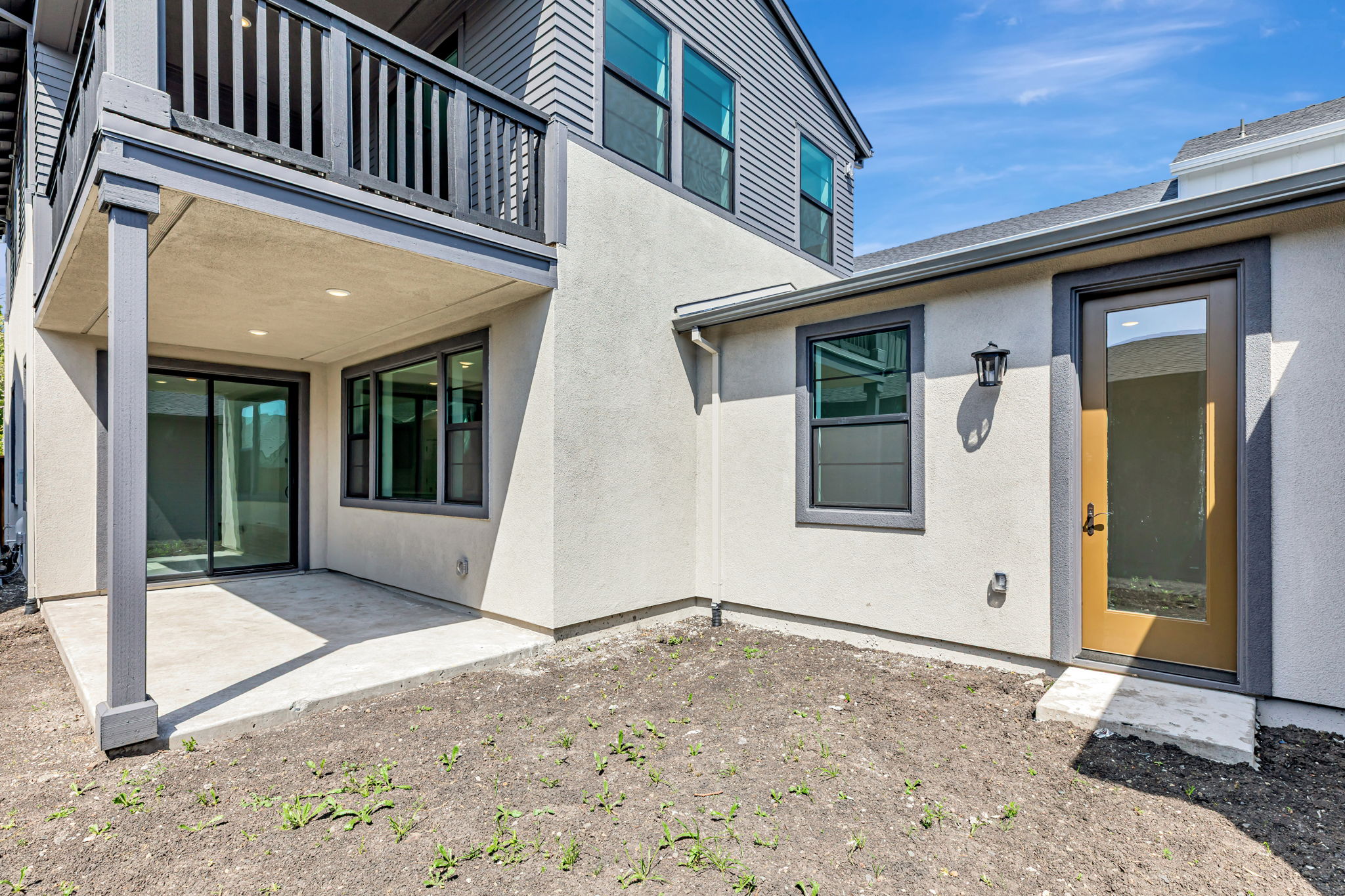 A building with a glass door.